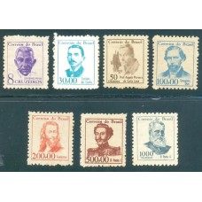 R-519/525 - 1936/66 - VULTOS CÉLEBRES - FILIGRANA (O) - SÉRIE COMPLETA - NOVA - GOMADA - SELOS LINDÍSSIMOS - RHM R$ 1.350,00 (270 UFS X R$ 5,00)