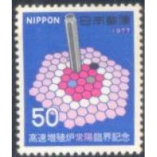 JAPÃO - 1977 - SELO NOVO - COM PONTOS DE FERRUGEM 