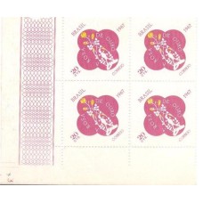 C-0576Y - 1967 - OUTORGA DA ROSA DE OURO - QUADRA - MARMORIZADA - GOMADA - RHM R$ 1.200,00 (240 UFs X R$ 5,00)