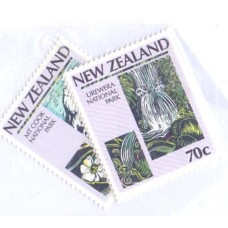 NOVA ZELÂNDIA - 1987 - MINT - TURISMO - CENTENÁRIO DOS PARQUES NACIONAIS NA NOVA ZELÂNDIA - SÉRIE 4 SELOS - YT-0960/63