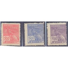 R-246B + R-248B+ R-250B - 1928 - PAPEL MEIO GESSADO (GLACÊ) - FILIGRANA HORIZONTAL - NOVOS - GOMADOS - RHM R$ 580,00 (116 UFs X 5,00)